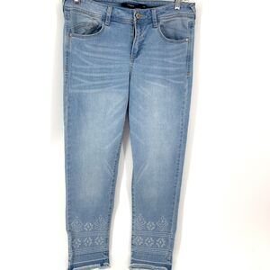 Harper Cropped Denim Jeans Embroidered Released Frayed Hem Size 28